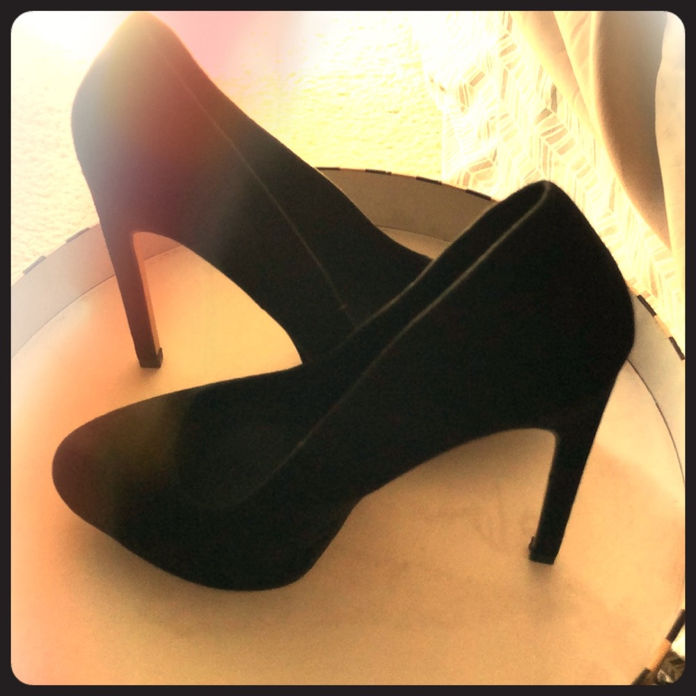 Black shoes